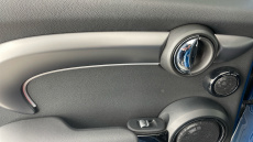 MINI Hatchback 2.0 Cooper S Exclusive Premium Plus 5dr Auto Petrol Hatchback